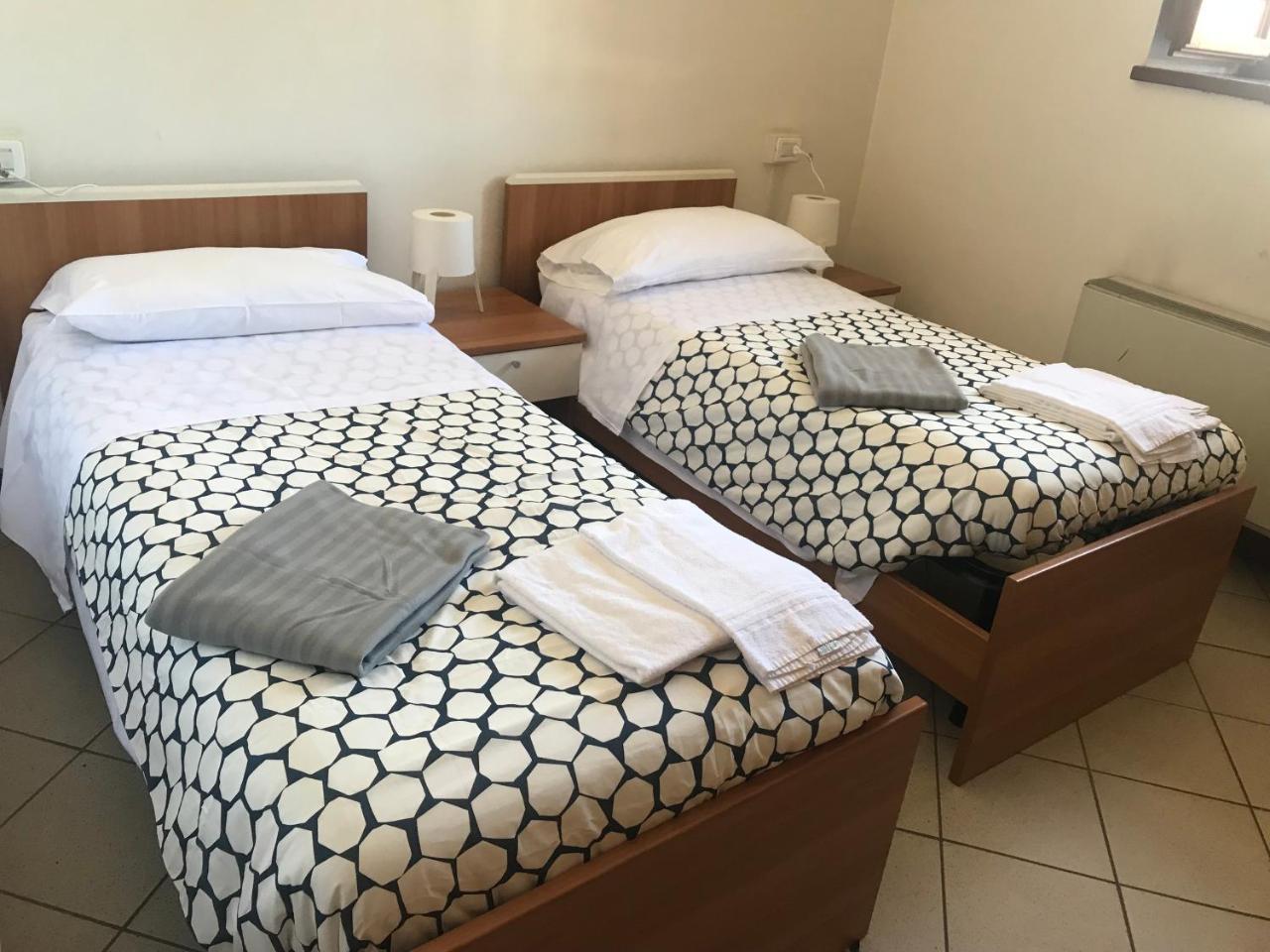 Albergo e Ostello della gioventù Biella centro storico Extérieur photo